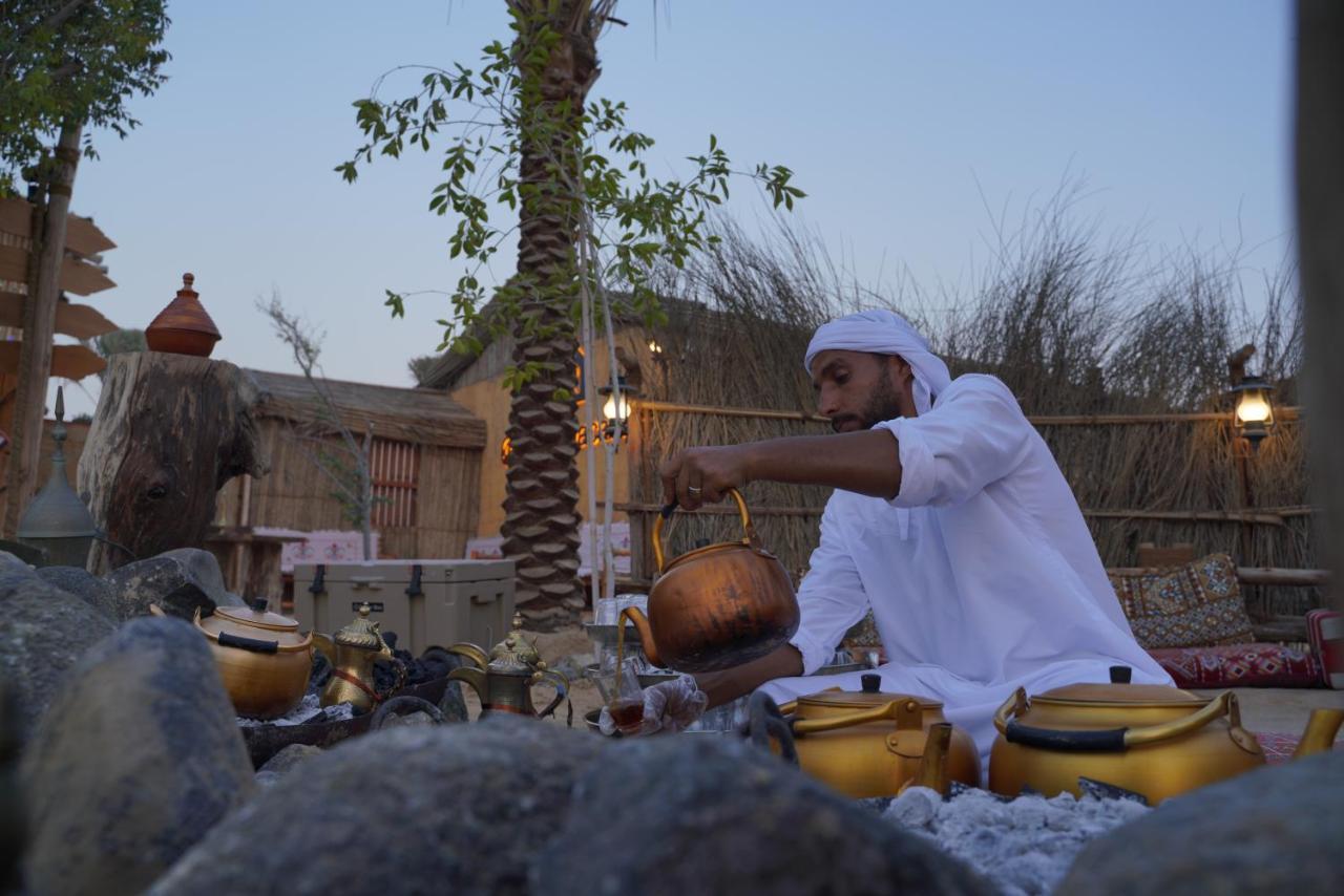 Готель Al Khayma Camp "Elite Glamping & Dining In Experience" Hunaywah Екстер'єр фото