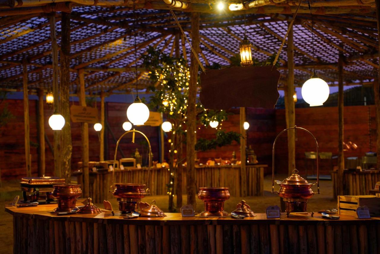 Готель Al Khayma Camp "Elite Glamping & Dining In Experience" Hunaywah Екстер'єр фото