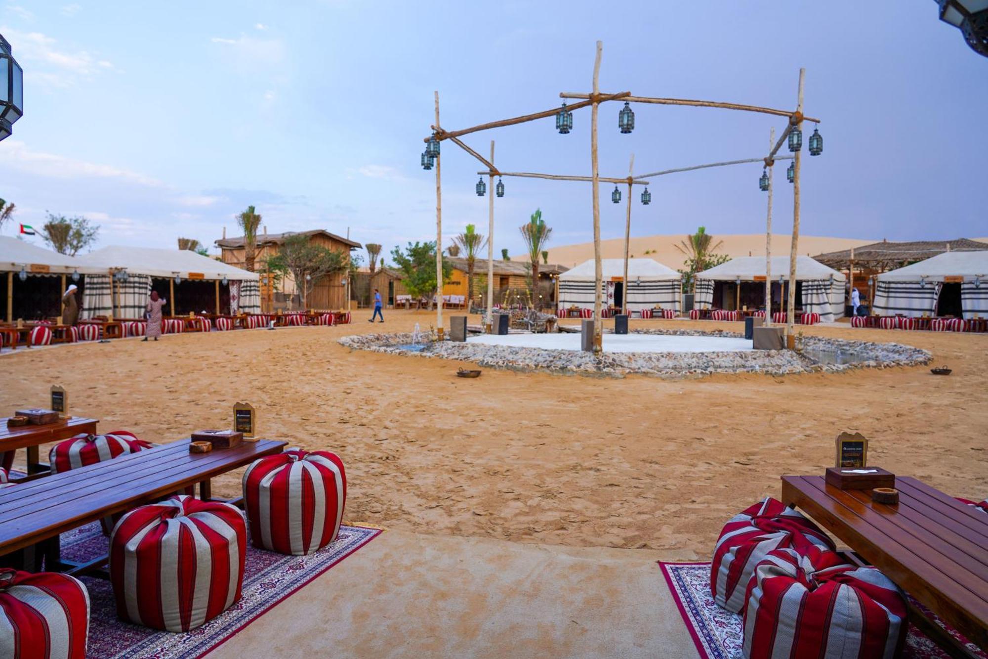 Готель Al Khayma Camp "Elite Glamping & Dining In Experience" Hunaywah Екстер'єр фото